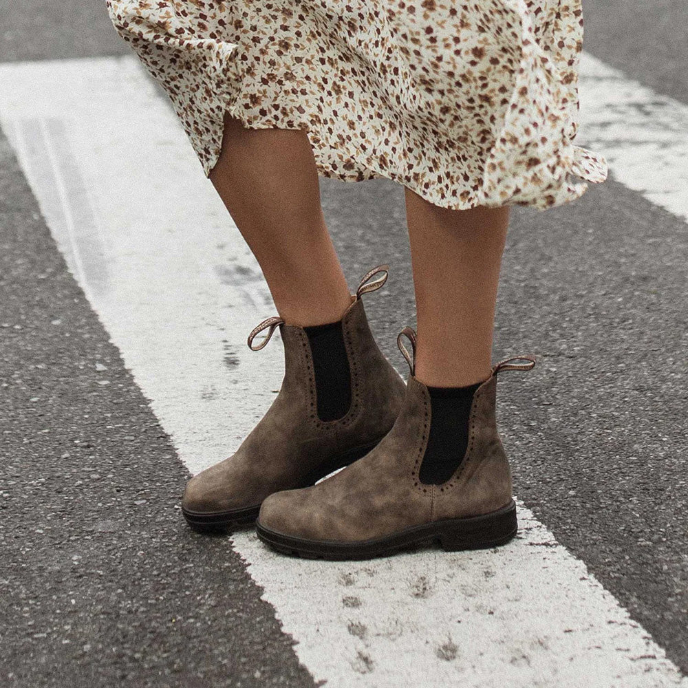 Blundstone Women s Original Hi Top 1351 in Rustic Brown