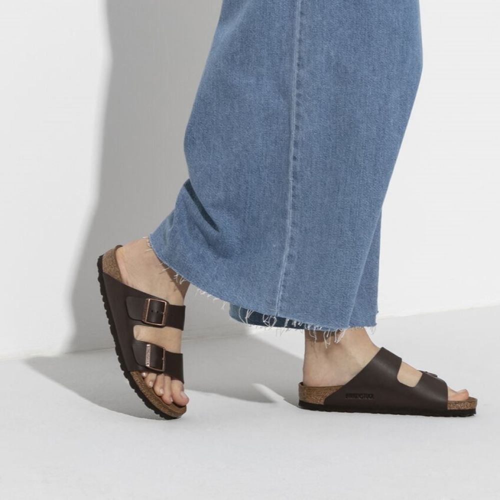 Dark 2025 brown birkenstocks