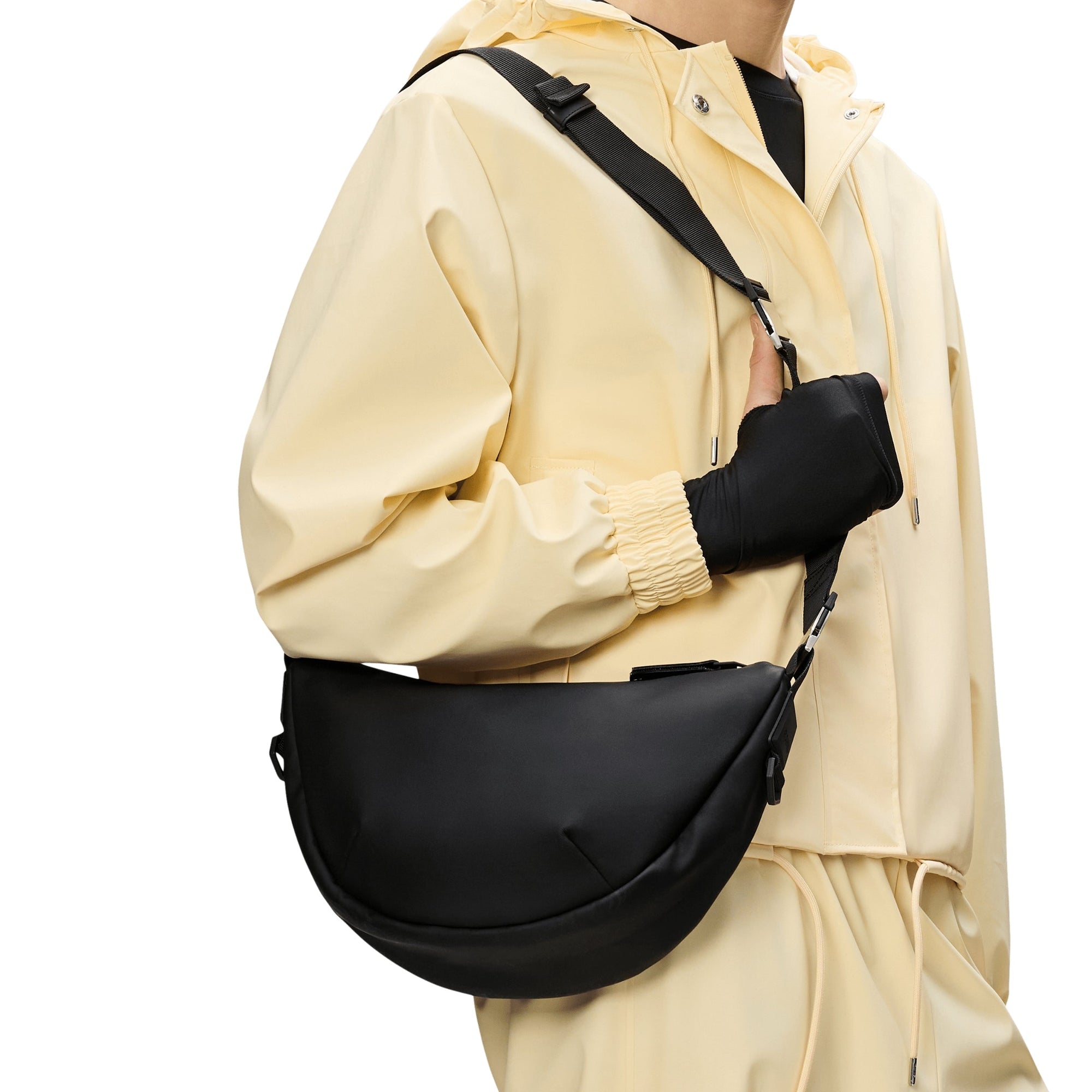 Rains Valera Shoulder Bag in Black