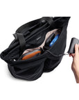 Bellroy Lite Totepack in Black