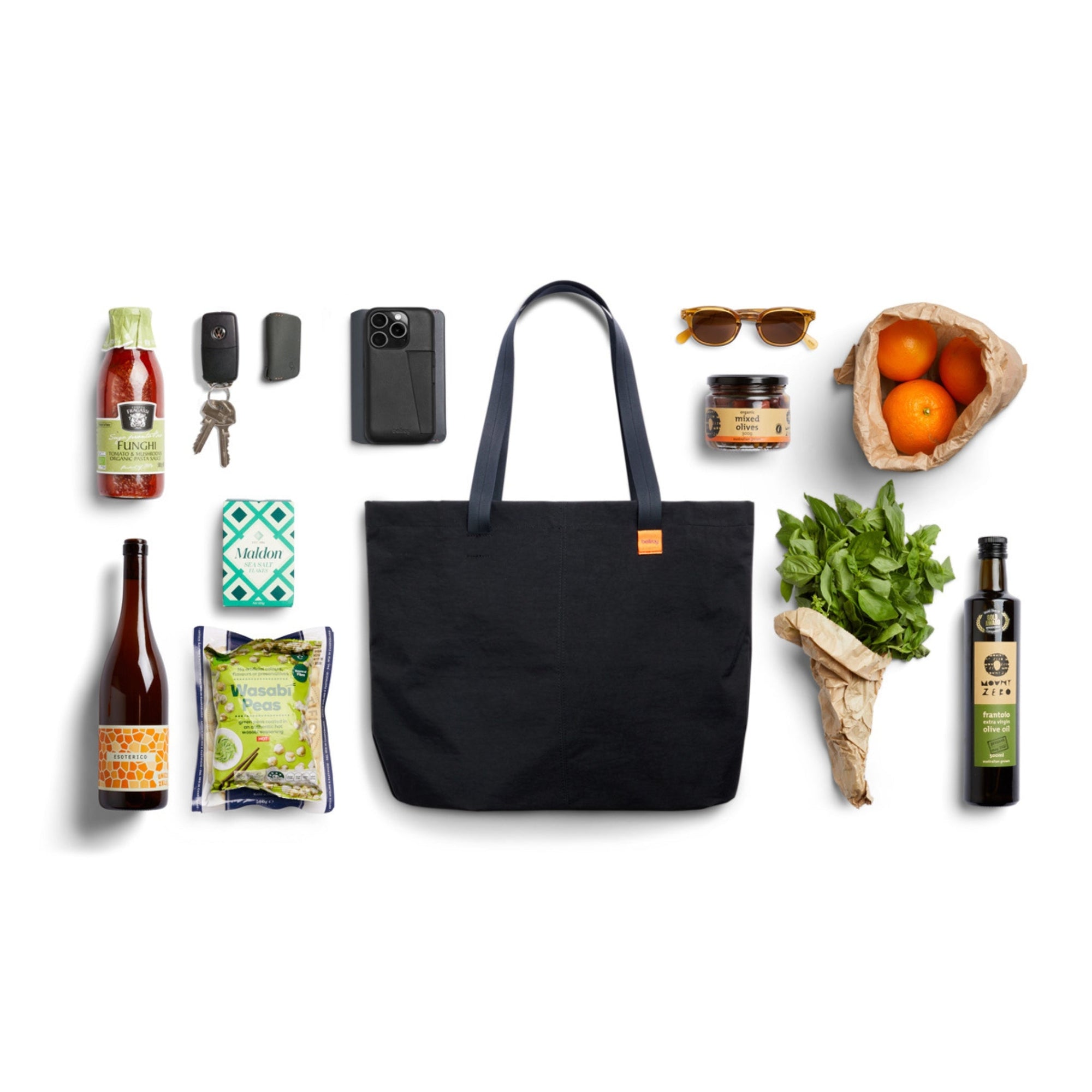 Bellroy Market Tote in Black