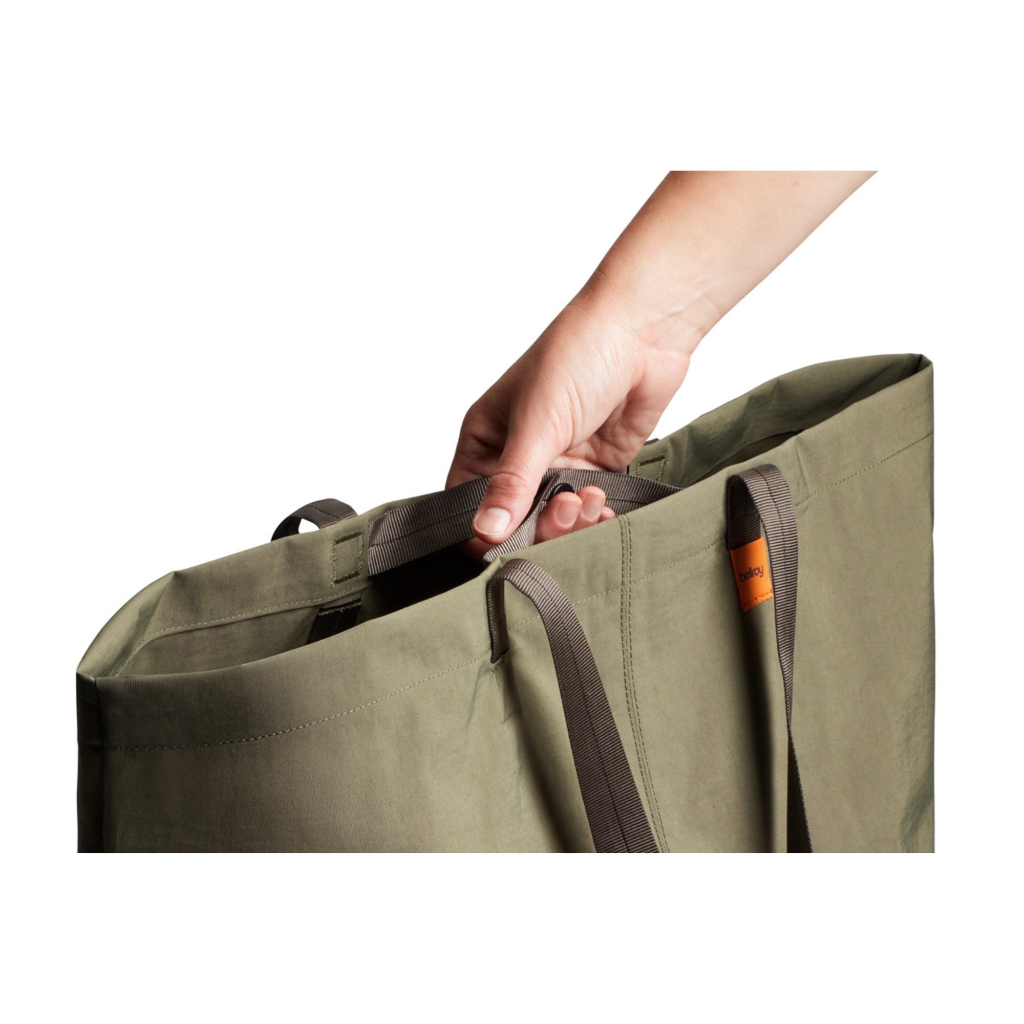 Bellroy Market Tote Plus in Willow