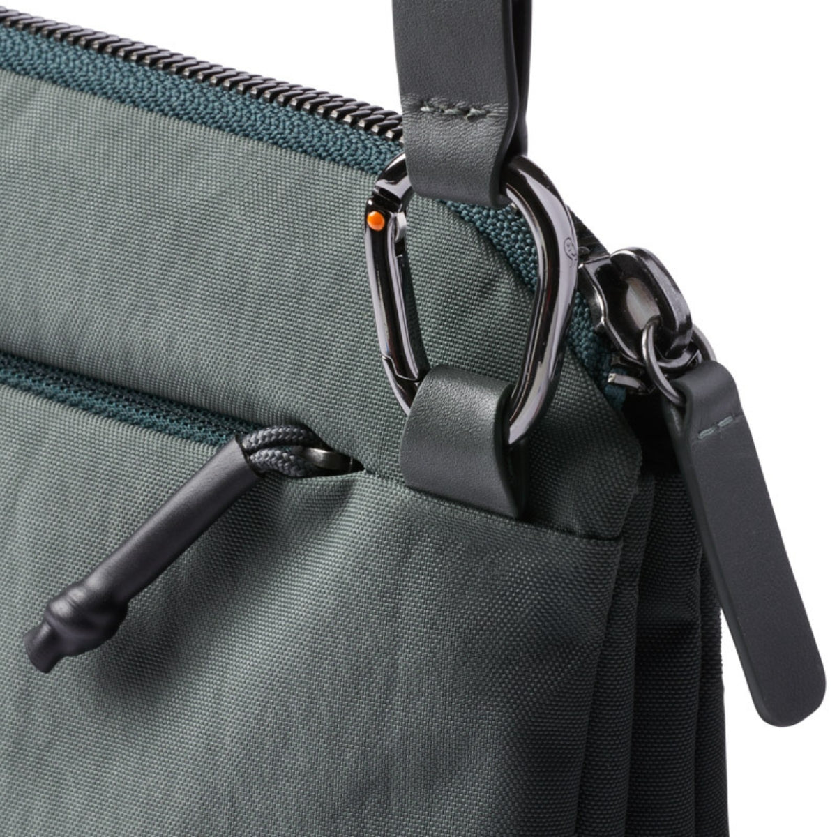 Bellroy Tokyo Side Bag in Everglade