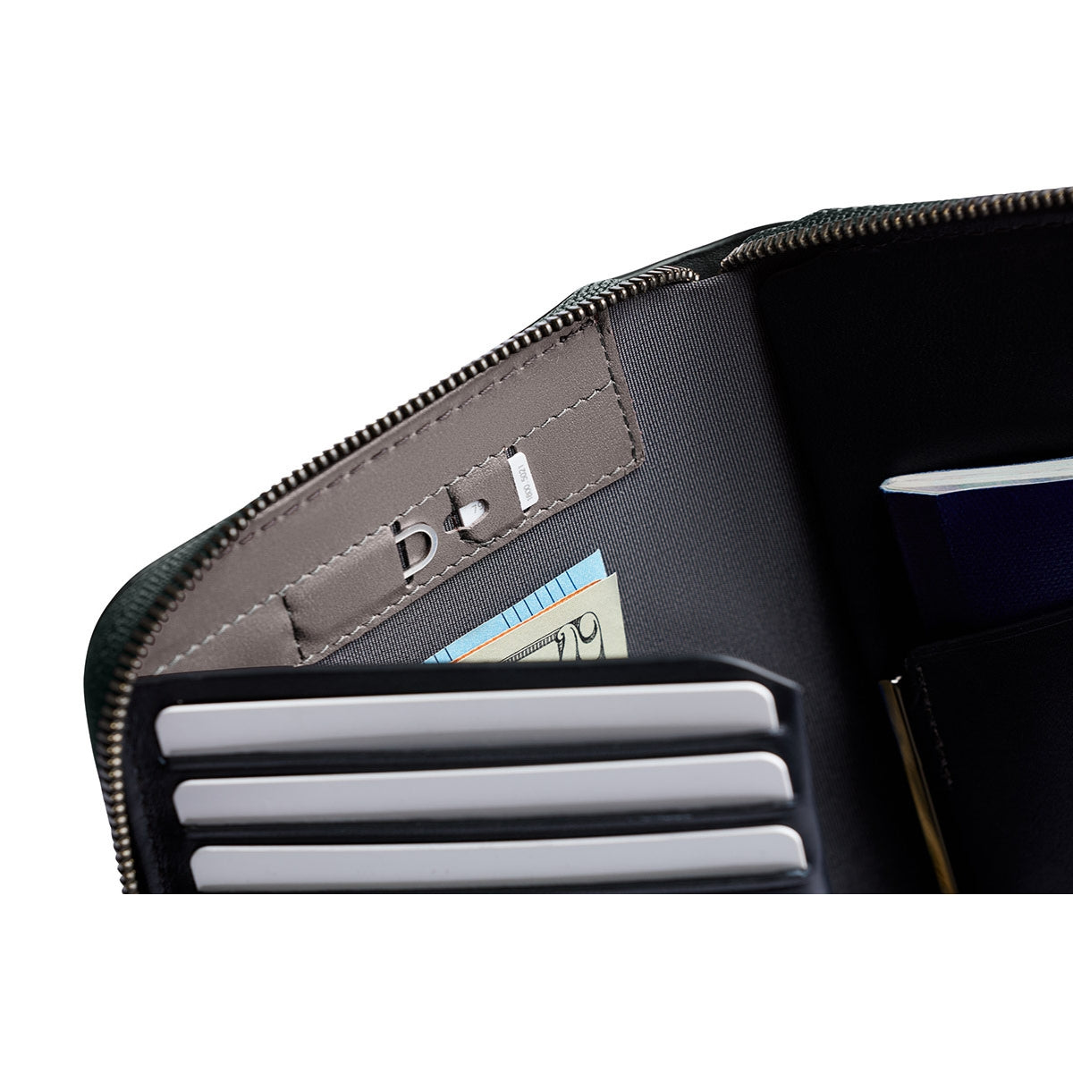 Bellroy Travel Folio (Second Edition) in Everglade