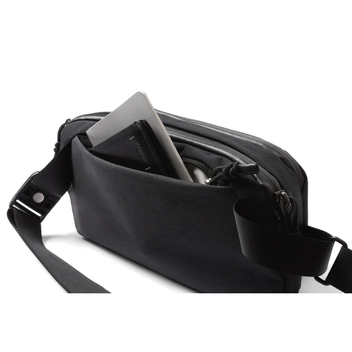 Bellroy Venture Ready Sling 2.5L in Black