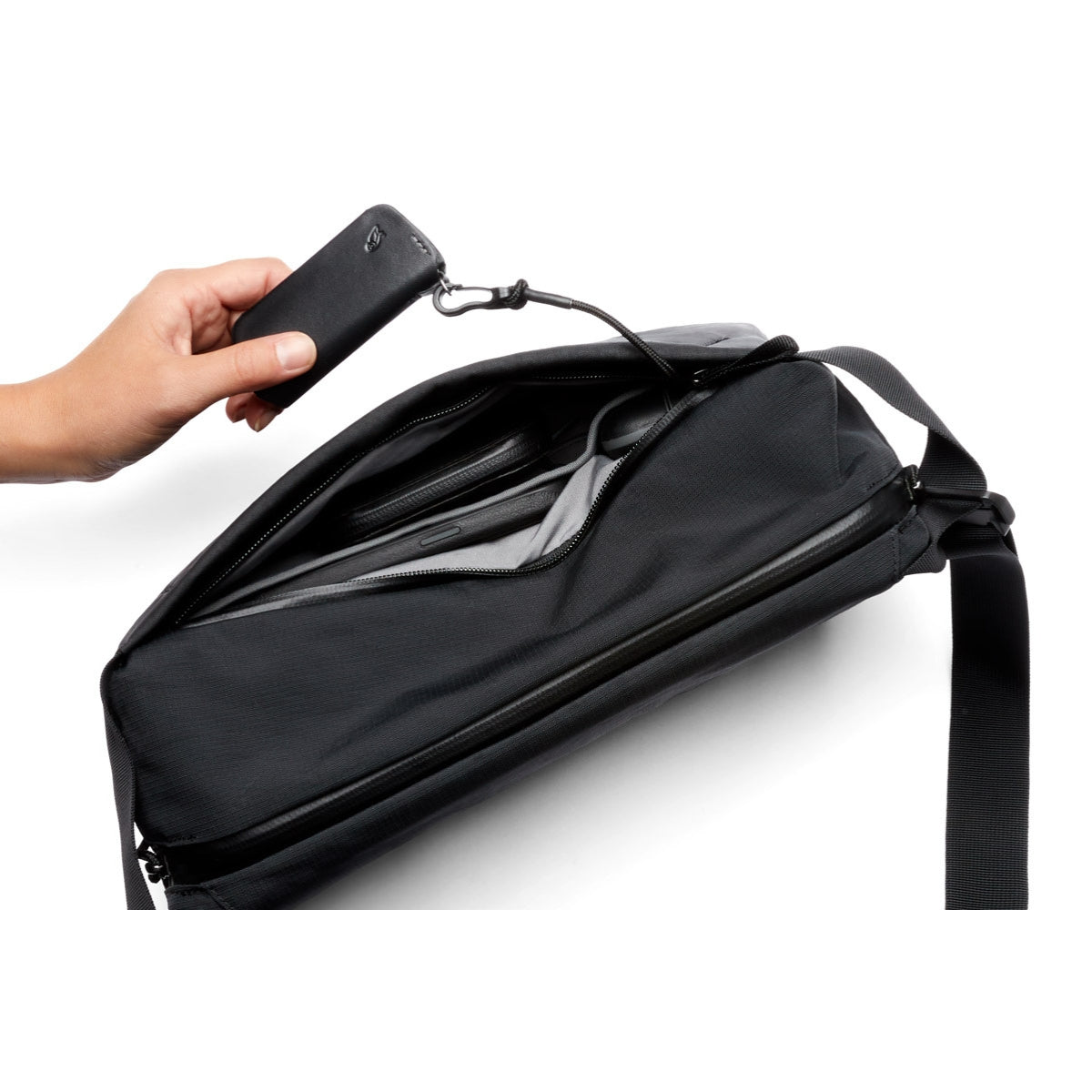 Bellroy Venture Sling 9L in Black