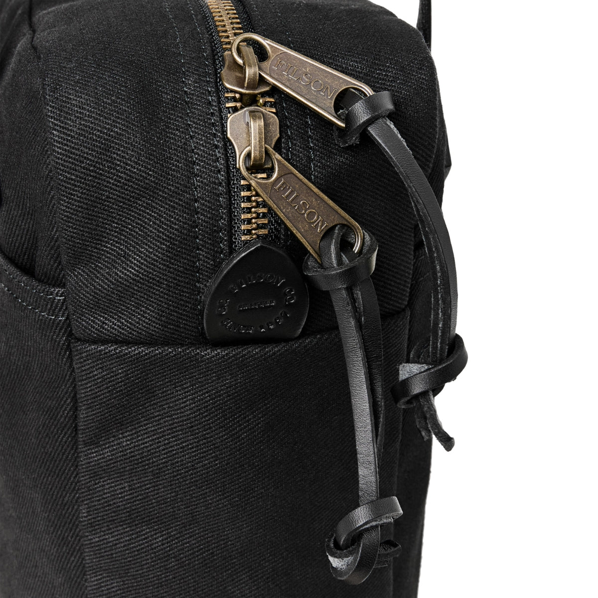 Filson Small Zipper Tote Bag in Black