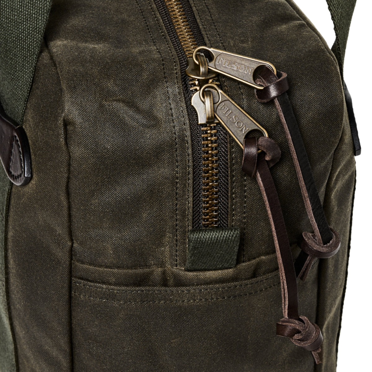 Filson Tin Cloth Zipper Tote Bag in Ottergreen