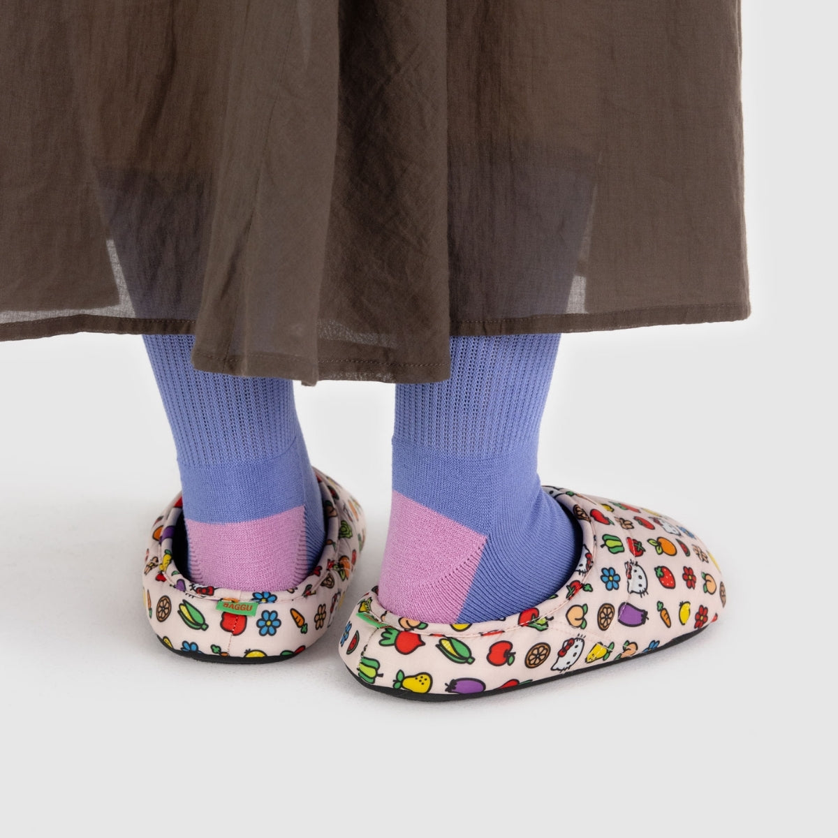 Baggu Puffy Slippers in Hello Kitty