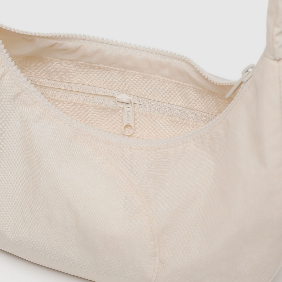 Baggu Swan Bag in White