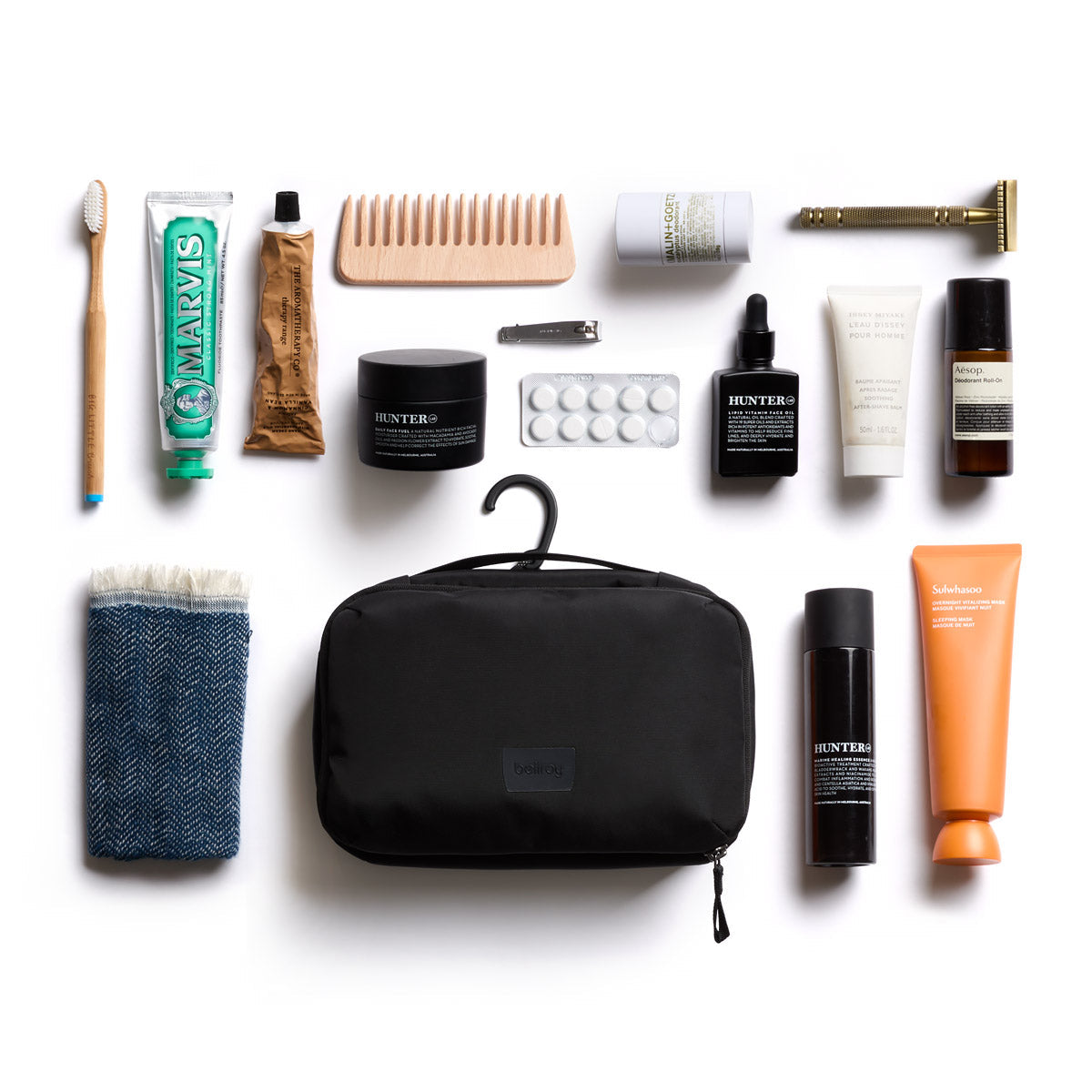 Bellroy Hanging Toiletry Kit in Black