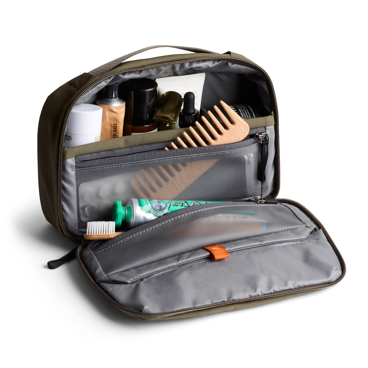 Bellroy Hanging Toiletry Kit in Sea Kelp