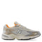 New Balance Women&#39;s 725 in Sea Salt with Hot mango and Timber Wolf