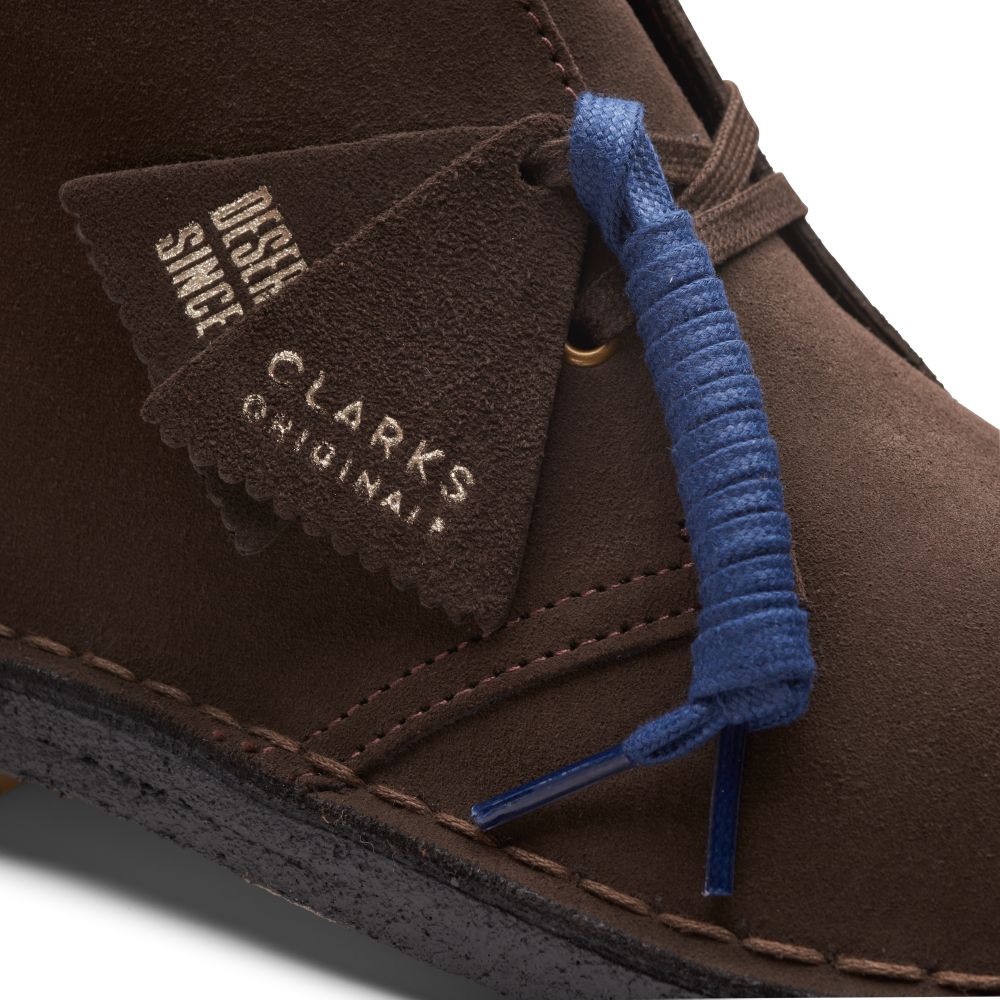 Brown suede desert clearance clarks