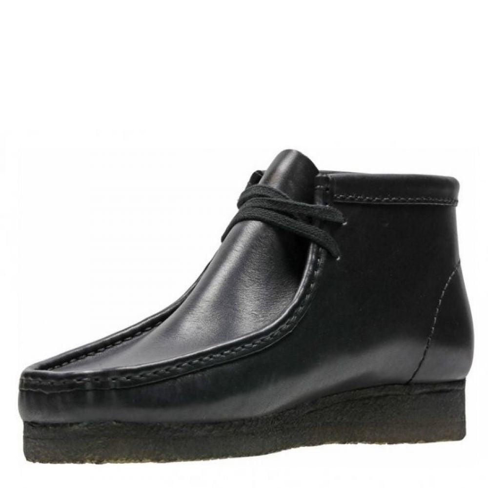 Clarks | Men's Wallabee Boot in Black Leather | Getoutsideshoes.com ...